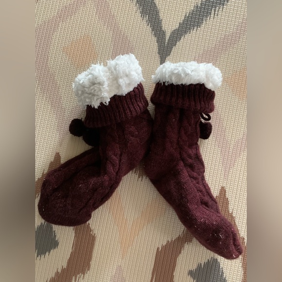 UGG Women's Pom Pom Fleece Lined Crew Sock - Picture 3 of 3